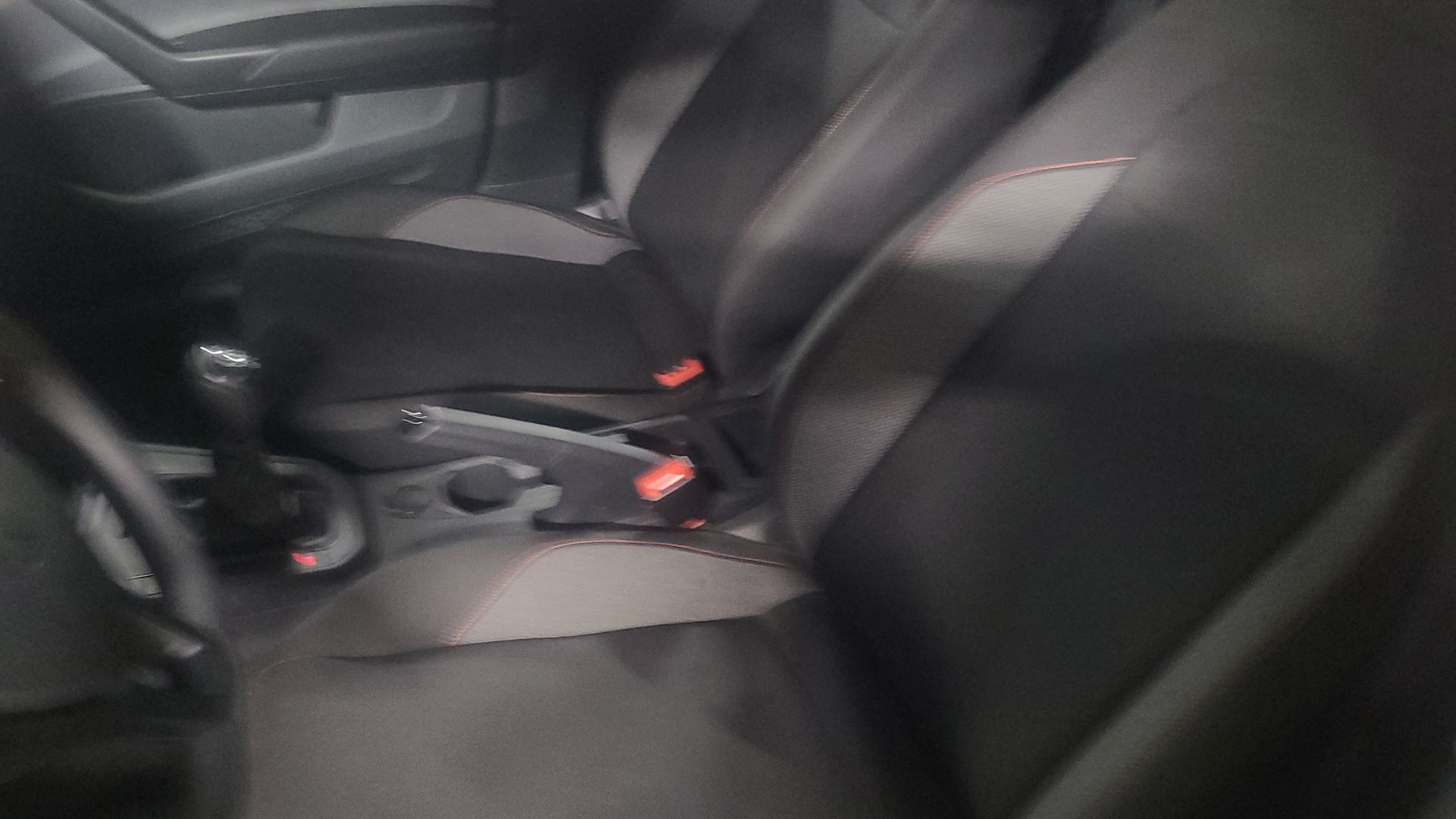 Polo Track 1.0 Flex 12V 5p