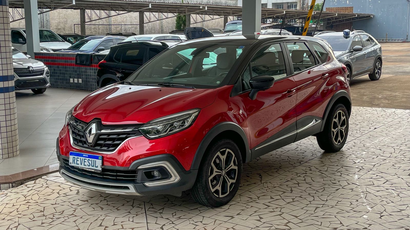 CAPTUR Iconic 1.3 TB 16V Flex 5p Aut.