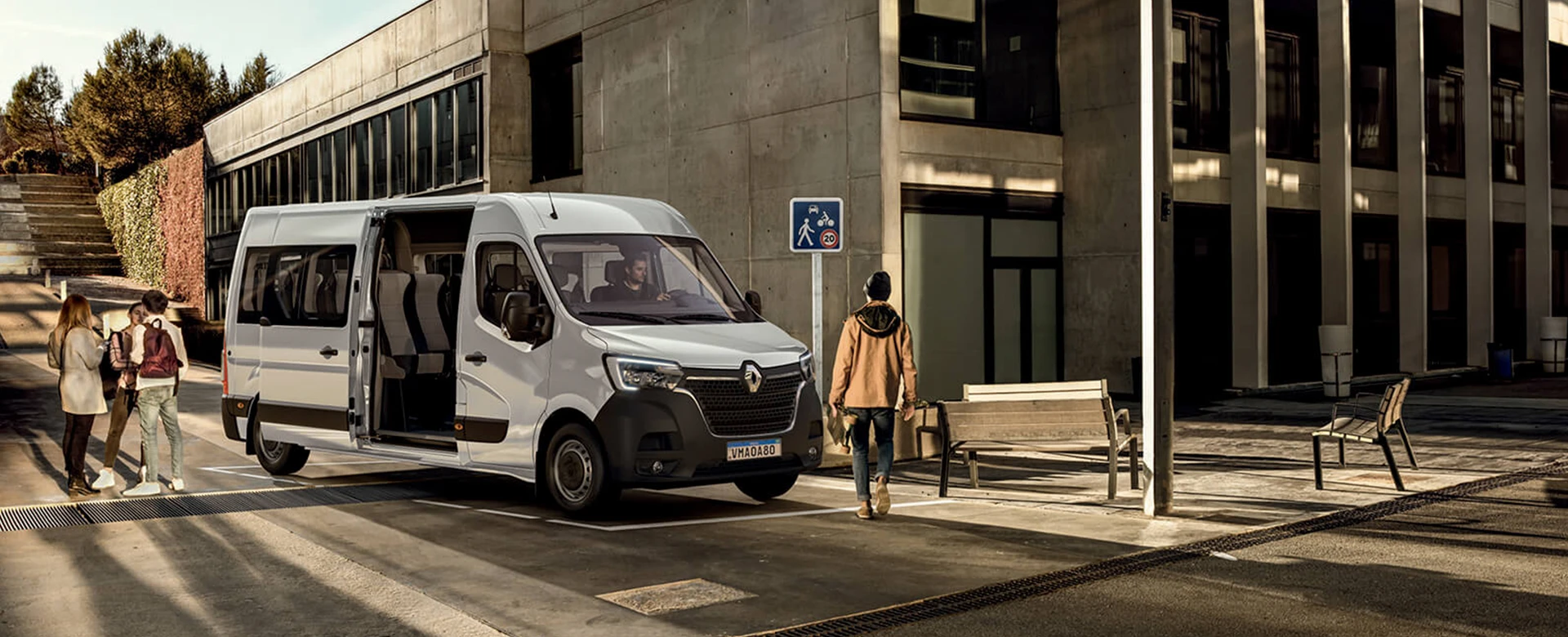 Master Minibus