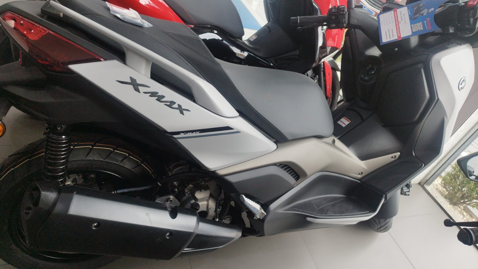 XMAX 250 ABS