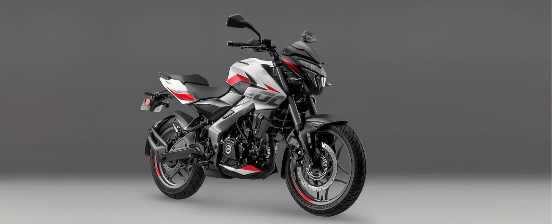 Nova Dominar NS200