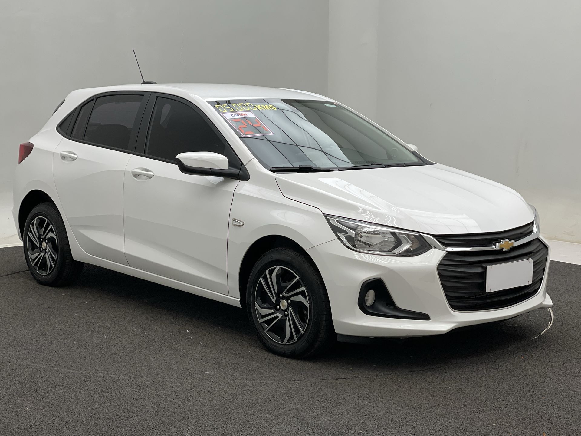 ONIX HATCH LT 1.0 12V TB Flex 5p Mec.