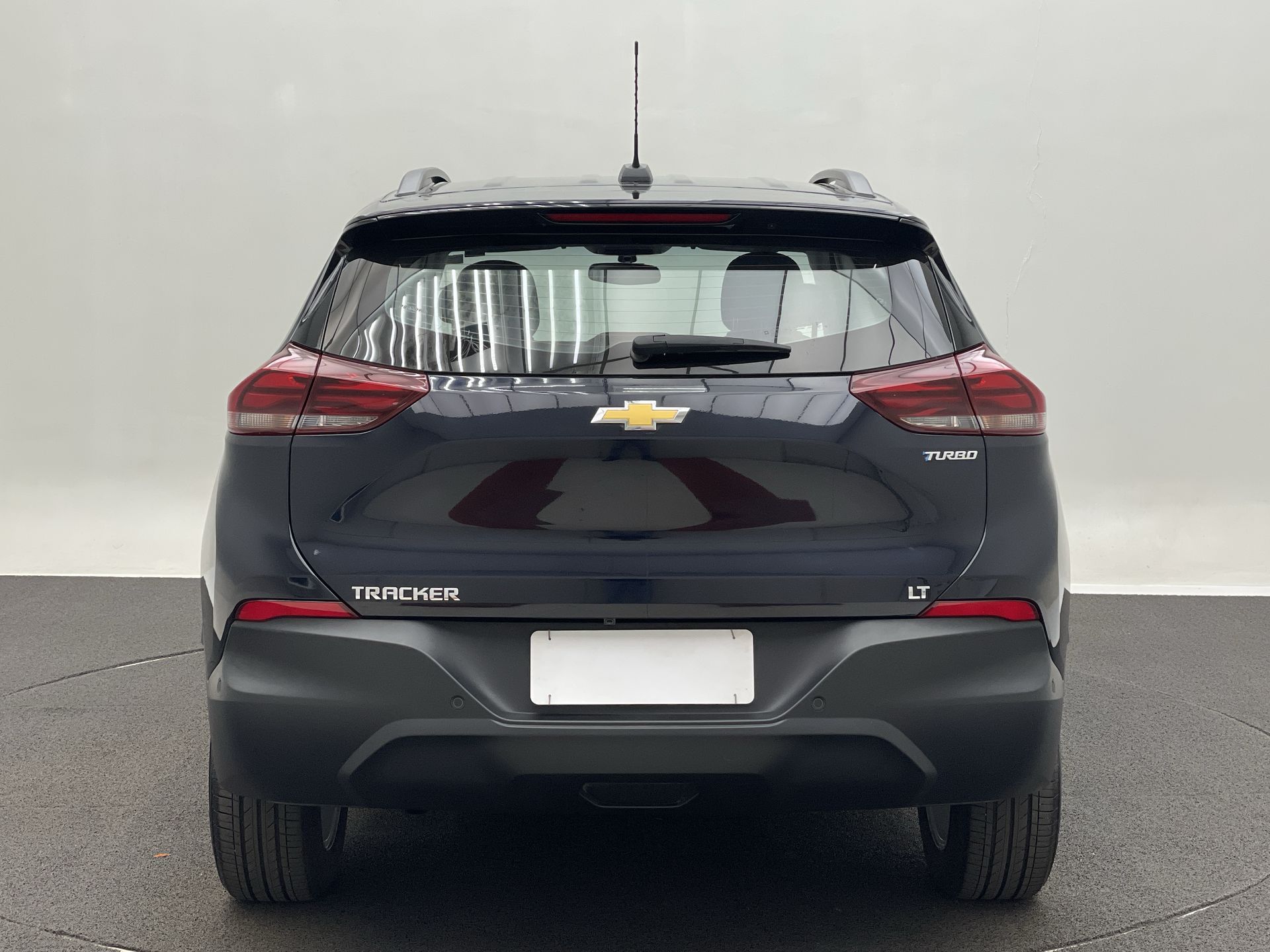 TRACKER LT 1.0 Turbo 12V Flex Aut.