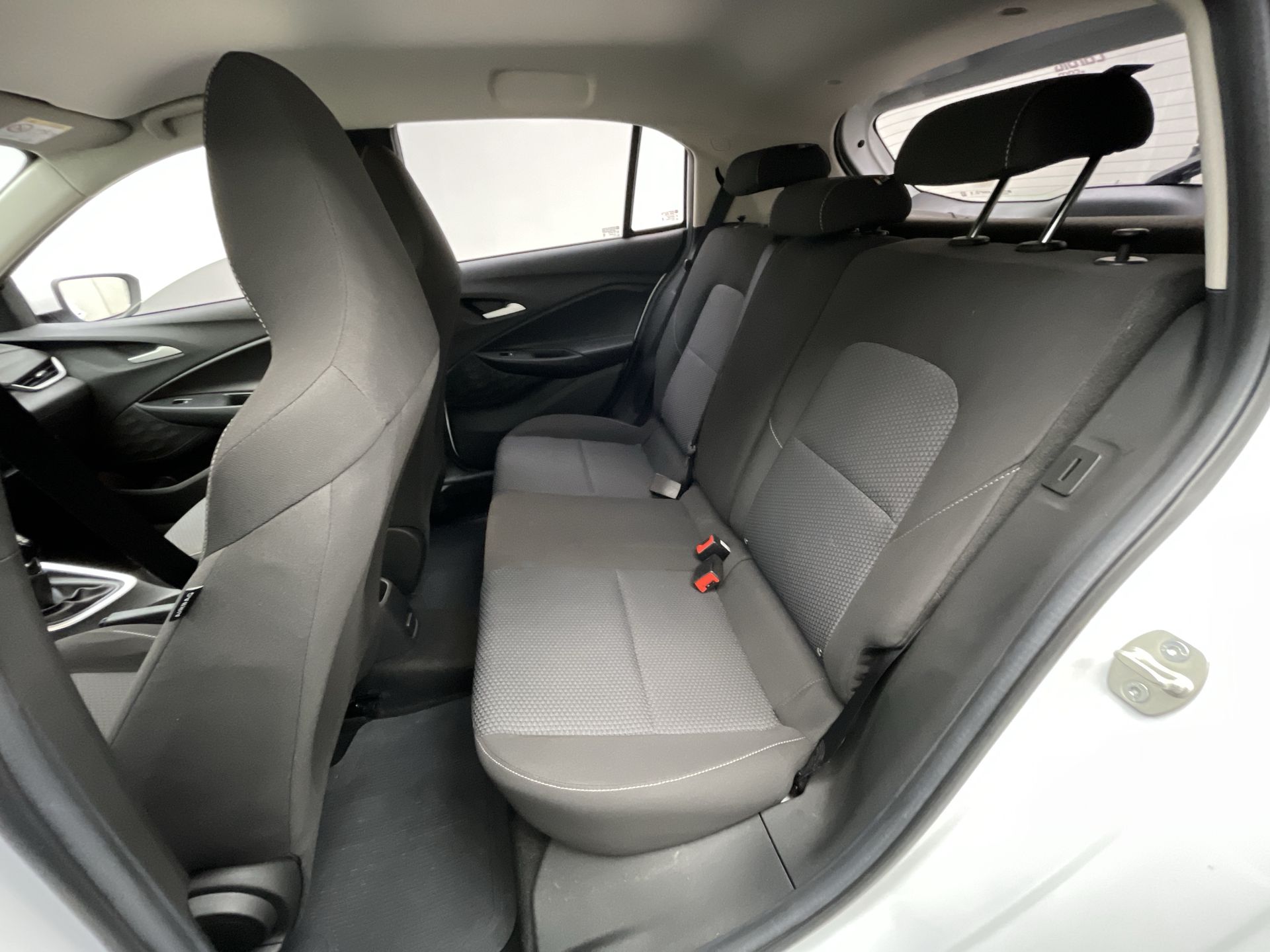 onix hatch lt 1.0 12v tb flex 5p mec.