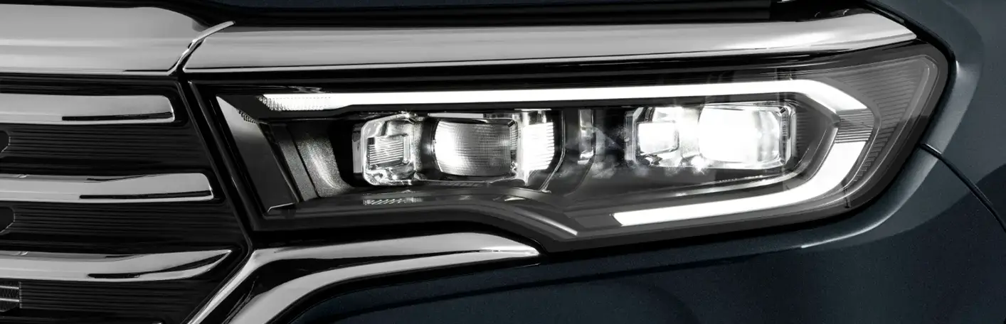 FAROL FULL LED COM PROJETOR