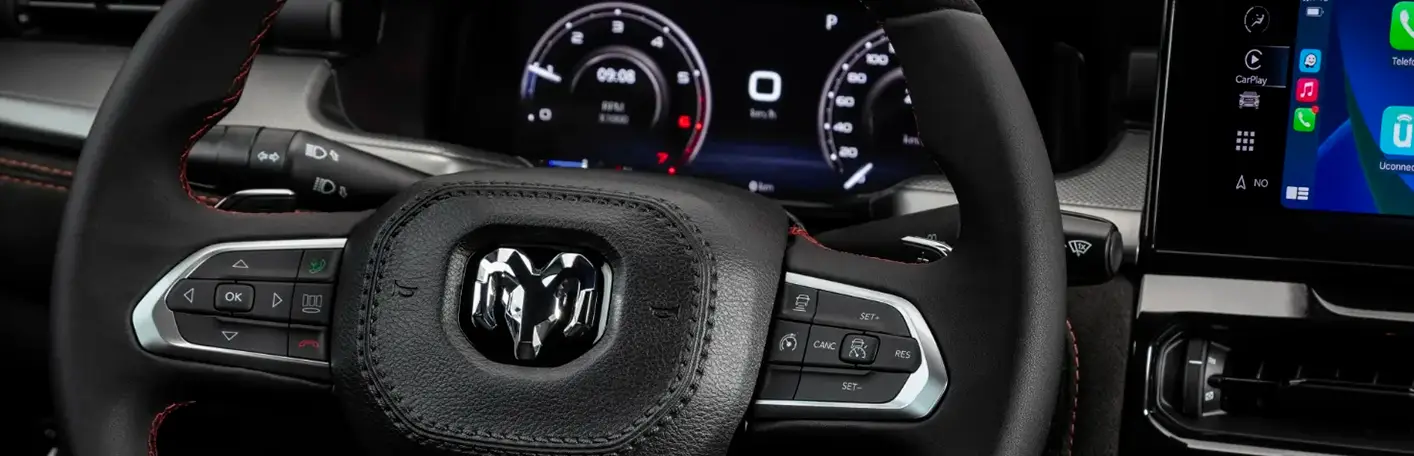 PILOTO AUTOMÁTICO ADAPTATIVO*