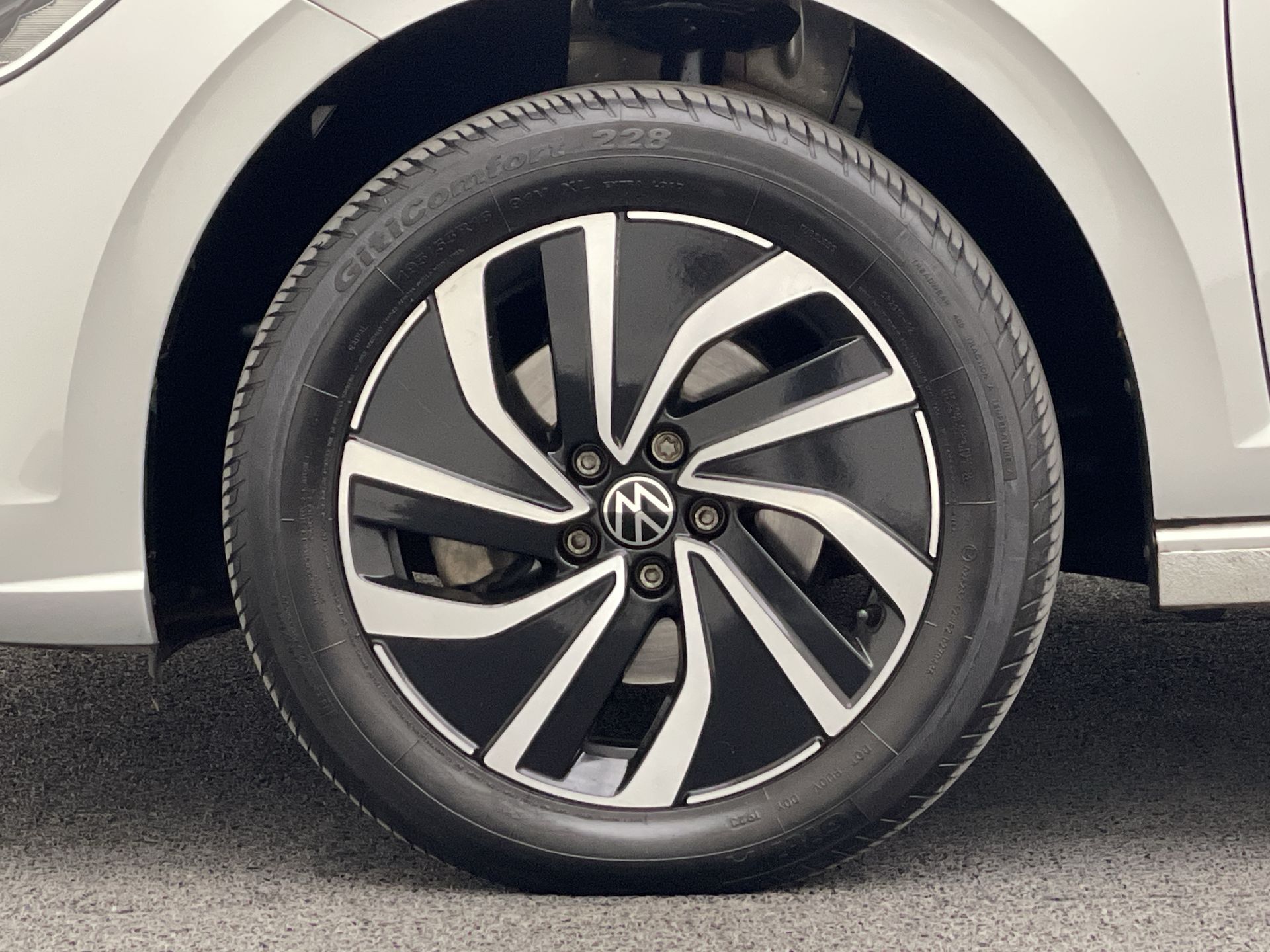 Polo Highline 200 TSI 1.0 Flex 12V Aut.