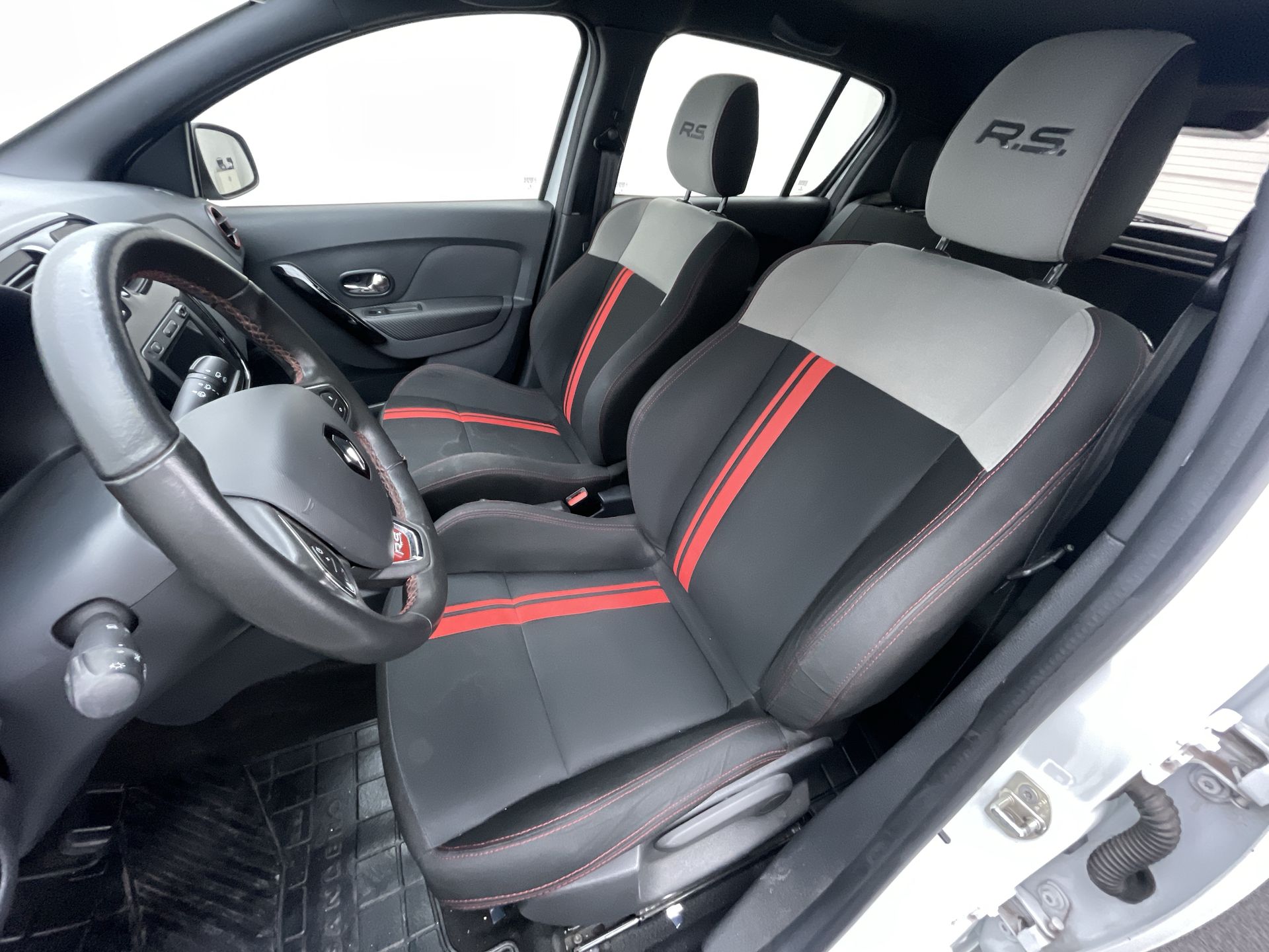 SANDERO SPORT RS 2.0 Flex 16V 5p