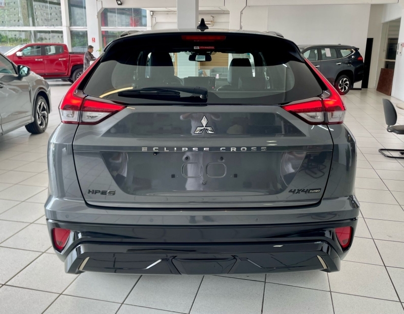 Mitsubishi-ECLIPSE CROSS-1.5 MIVEC TURBO GASOLINA HPE-S S-AWC BLACK CVT