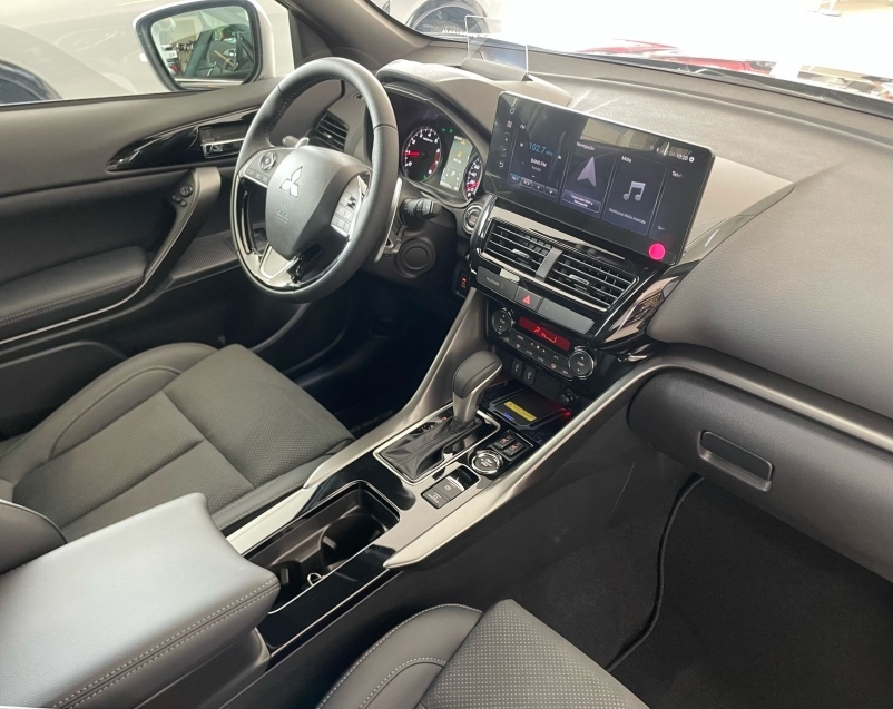 Mitsubishi-ECLIPSE CROSS-1.5 MIVEC TURBO GASOLINA HPE-S S-AWC BLACK CVT