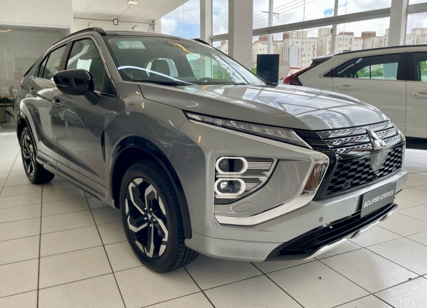 Mitsubishi-ECLIPSE CROSS-1.5 MIVEC TURBO GASOLINA HPE-S S-AWC CVT