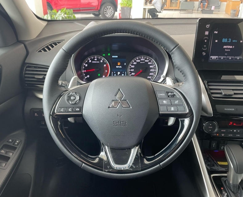 Mitsubishi-ECLIPSE CROSS-1.5 MIVEC TURBO GASOLINA HPE-S S-AWC CVT