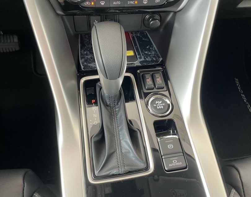 Mitsubishi-ECLIPSE CROSS-1.5 MIVEC TURBO GASOLINA HPE-S S-AWC CVT