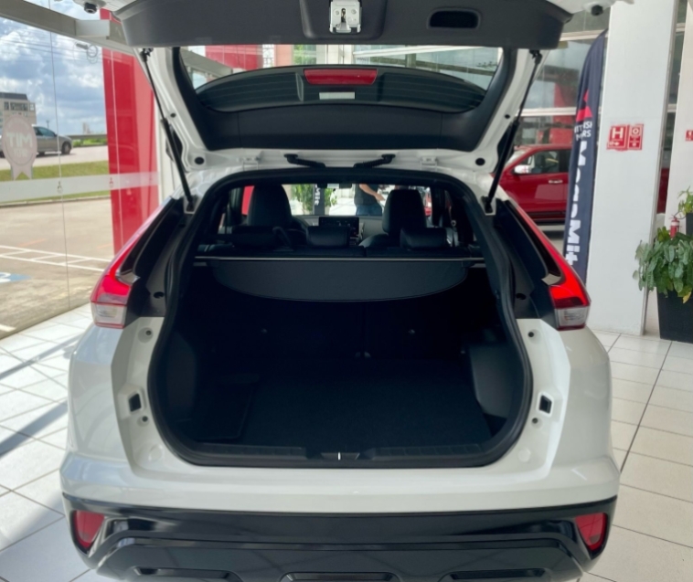 Mitsubishi-ECLIPSE CROSS-1.5 MIVEC TURBO GASOLINA HPE BLACK CVT