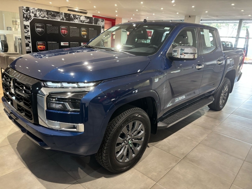 Mitsubishi-TRITON-2.4 BITURBO DIESEL HPE-S 4X4 AUTOMÁTICO