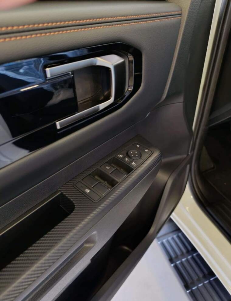 Mitsubishi-TRITON-2.4 BITURBO DIESEL CD KATANA 4X4 AUTOMÁTICO