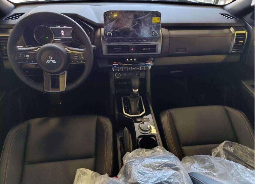 Mitsubishi-TRITON-2.4 BITURBO DIESEL CD KATANA 4X4 AUTOMÁTICO