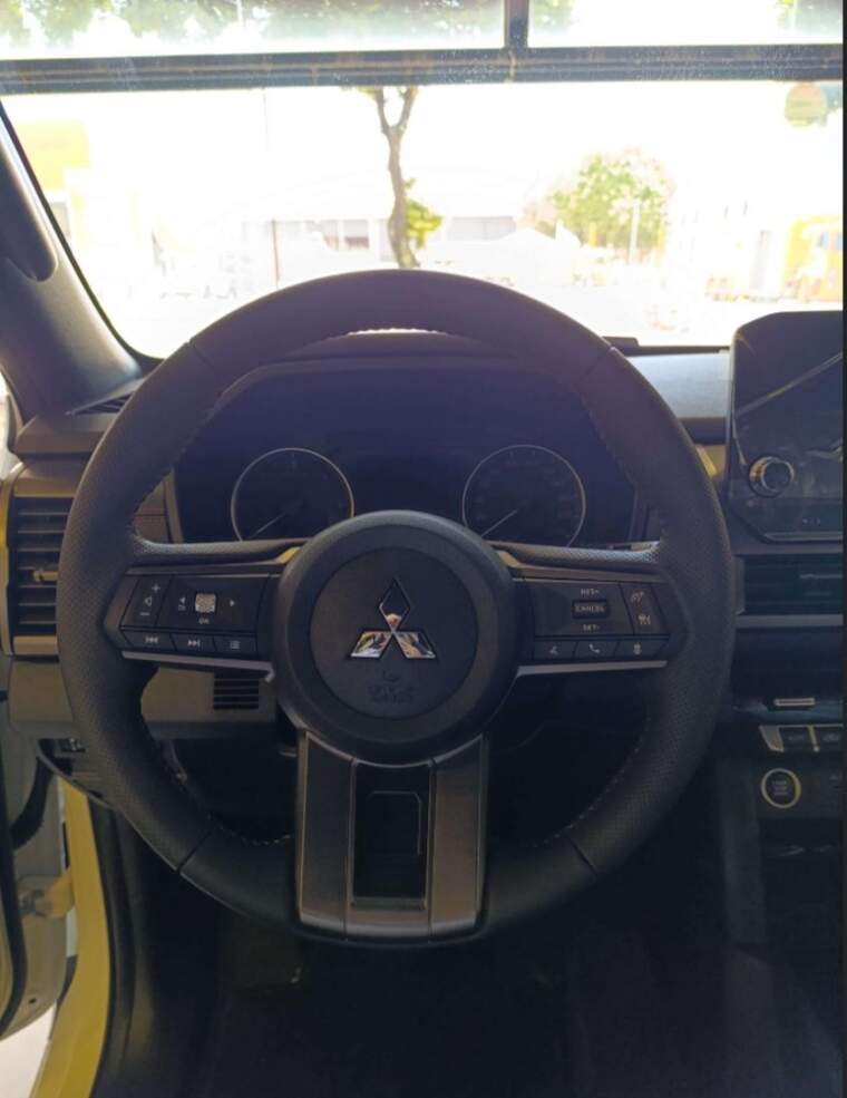 Mitsubishi-TRITON-2.4 BITURBO DIESEL CD KATANA 4X4 AUTOMÁTICO