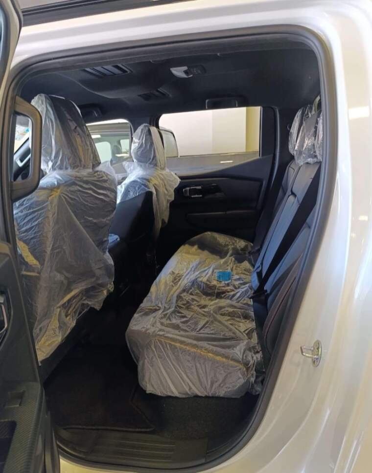 Mitsubishi-TRITON-2.4 BITURBO DIESEL CD KATANA 4X4 AUTOMÁTICO