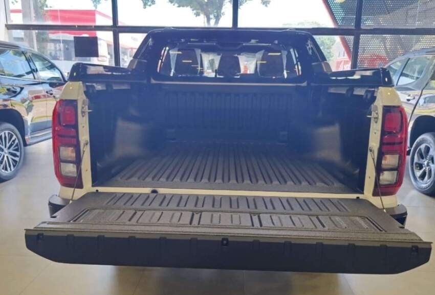 Mitsubishi-TRITON-2.4 BITURBO DIESEL CD KATANA 4X4 AUTOMÁTICO