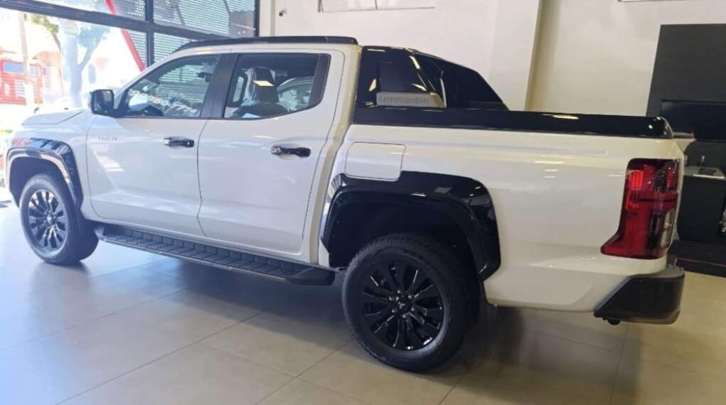 Mitsubishi-TRITON-2.4 BITURBO DIESEL CD KATANA 4X4 AUTOMÁTICO