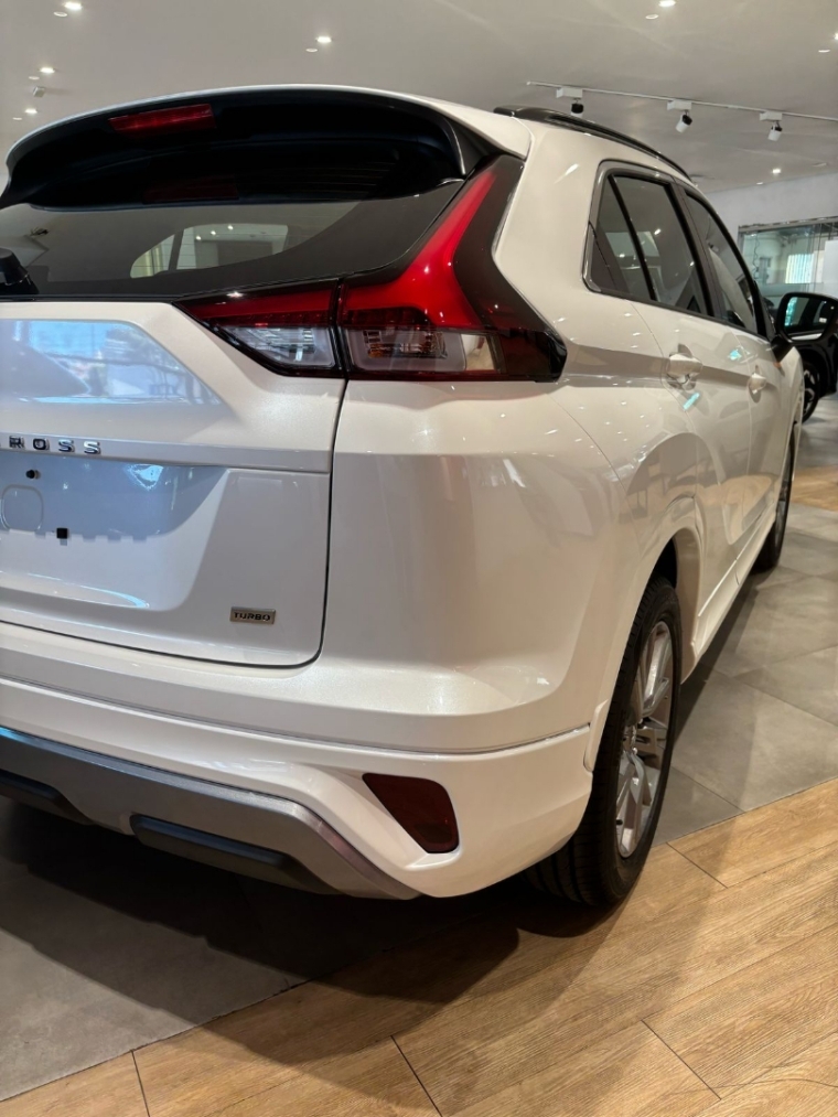 Mitsubishi-ECLIPSE CROSS-1.5 MIVEC TURBO GASOLINA RUSH CVT