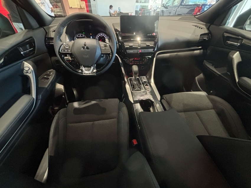 Mitsubishi-ECLIPSE CROSS-1.5 MIVEC TURBO GASOLINA HPE BLACK CVT