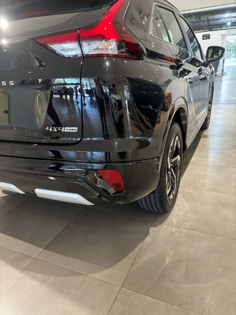 Mitsubishi-ECLIPSE CROSS-1.5 MIVEC TURBO GASOLINA HPE-S S-AWC CVT