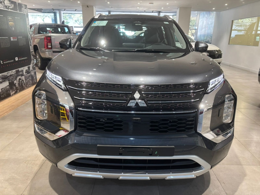 Mitsubishi-OUTLANDER-2.4 PHEV HPE-S S-AWC DHT