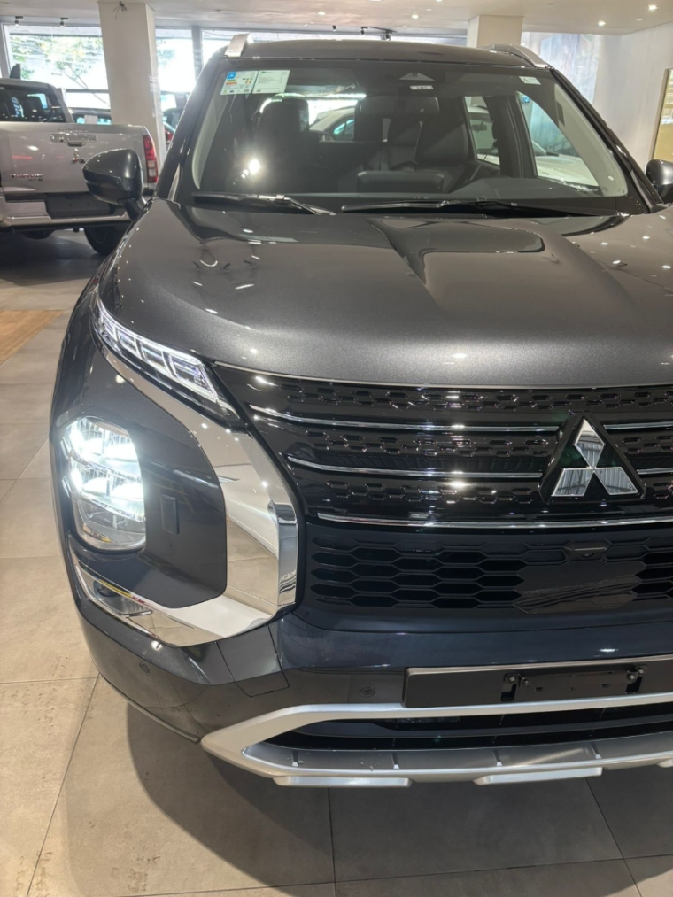 Mitsubishi-OUTLANDER-2.4 PHEV HPE-S S-AWC DHT