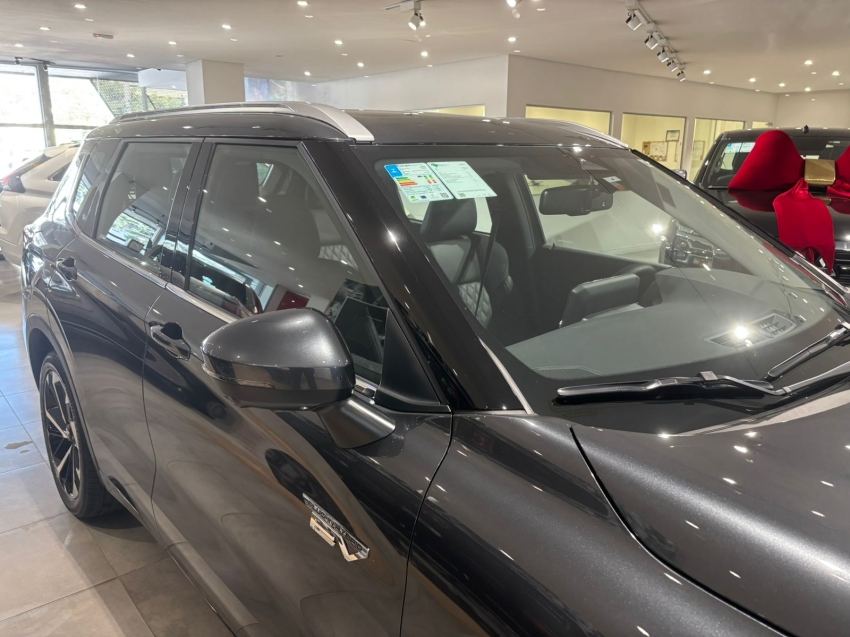 Mitsubishi-OUTLANDER-2.4 PHEV HPE-S S-AWC DHT