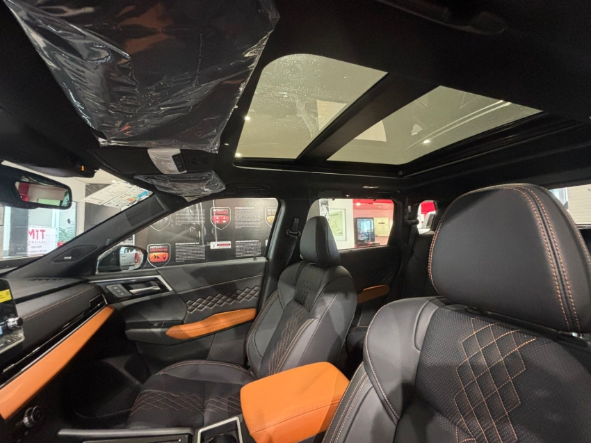 Mitsubishi-OUTLANDER-2.4 PHEV SIGNATURE S-AWC DHT