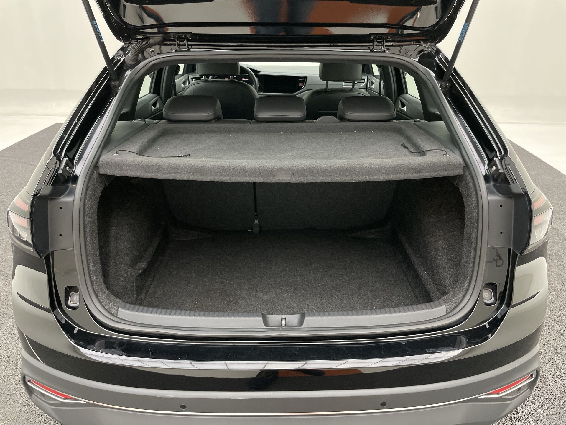 Nivus Highline 1.0 200 TSI Flex Aut.