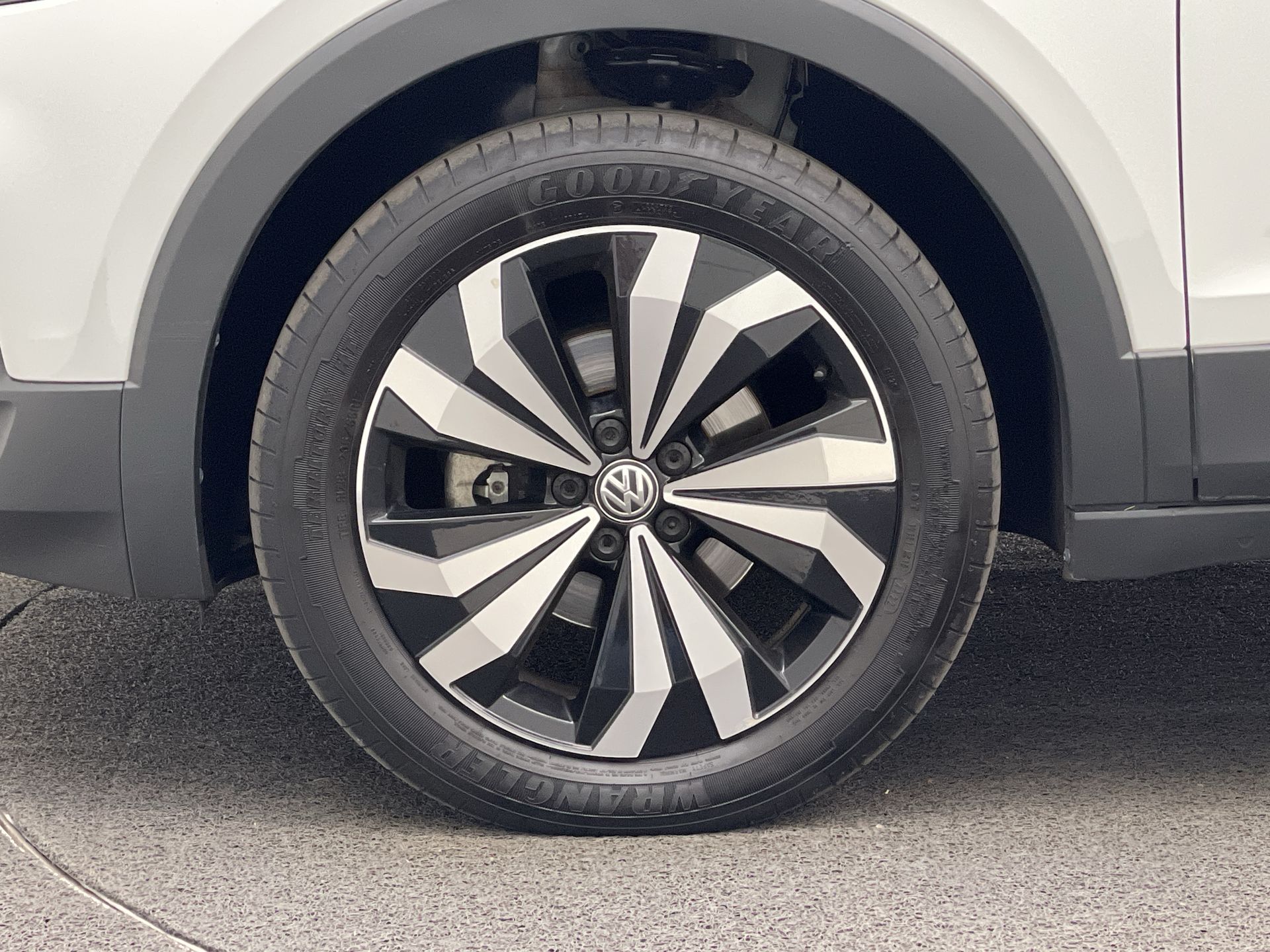 T-Cross 1.0 TSI Flex 12V 5p Aut.