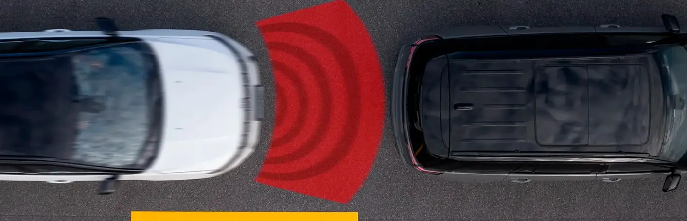 Aviso de Colisão Frontal com Frenagem Automática