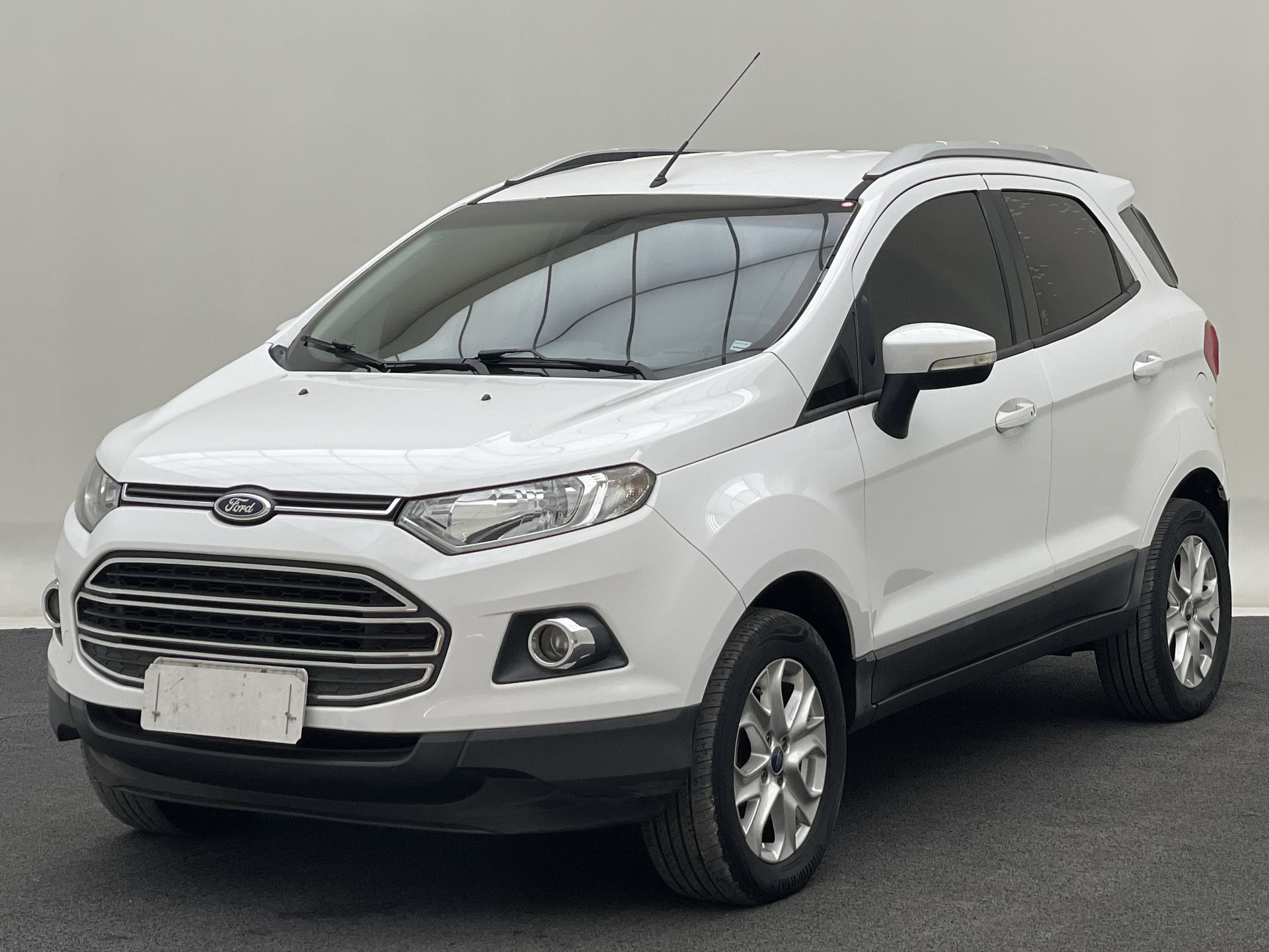 EcoSport TITANIUM 2.0 16V Flex 5p Aut.