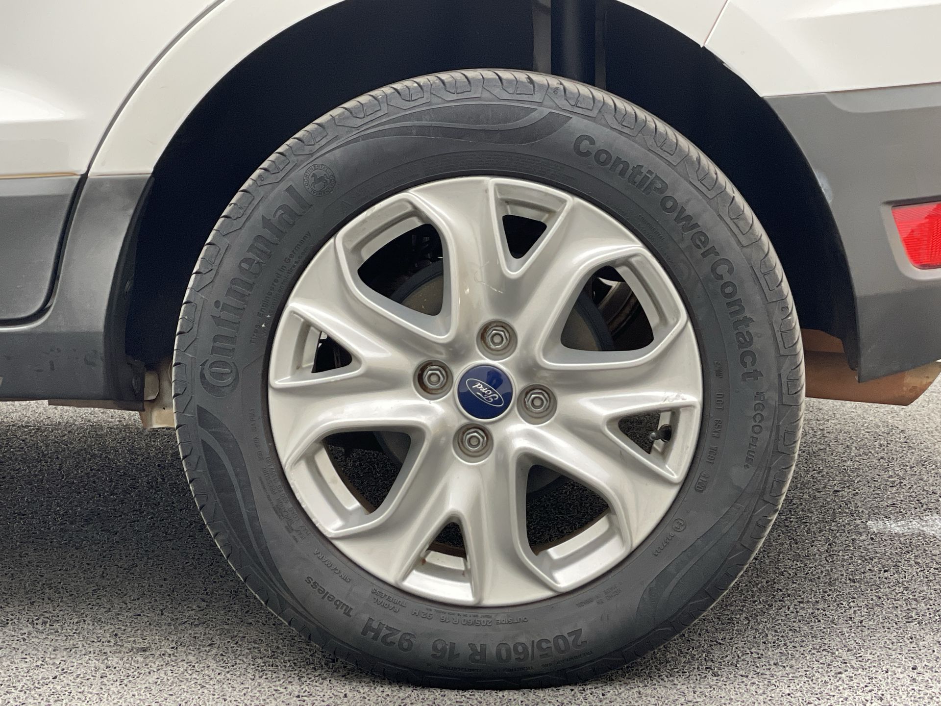 EcoSport TITANIUM 2.0 16V Flex 5p Aut.