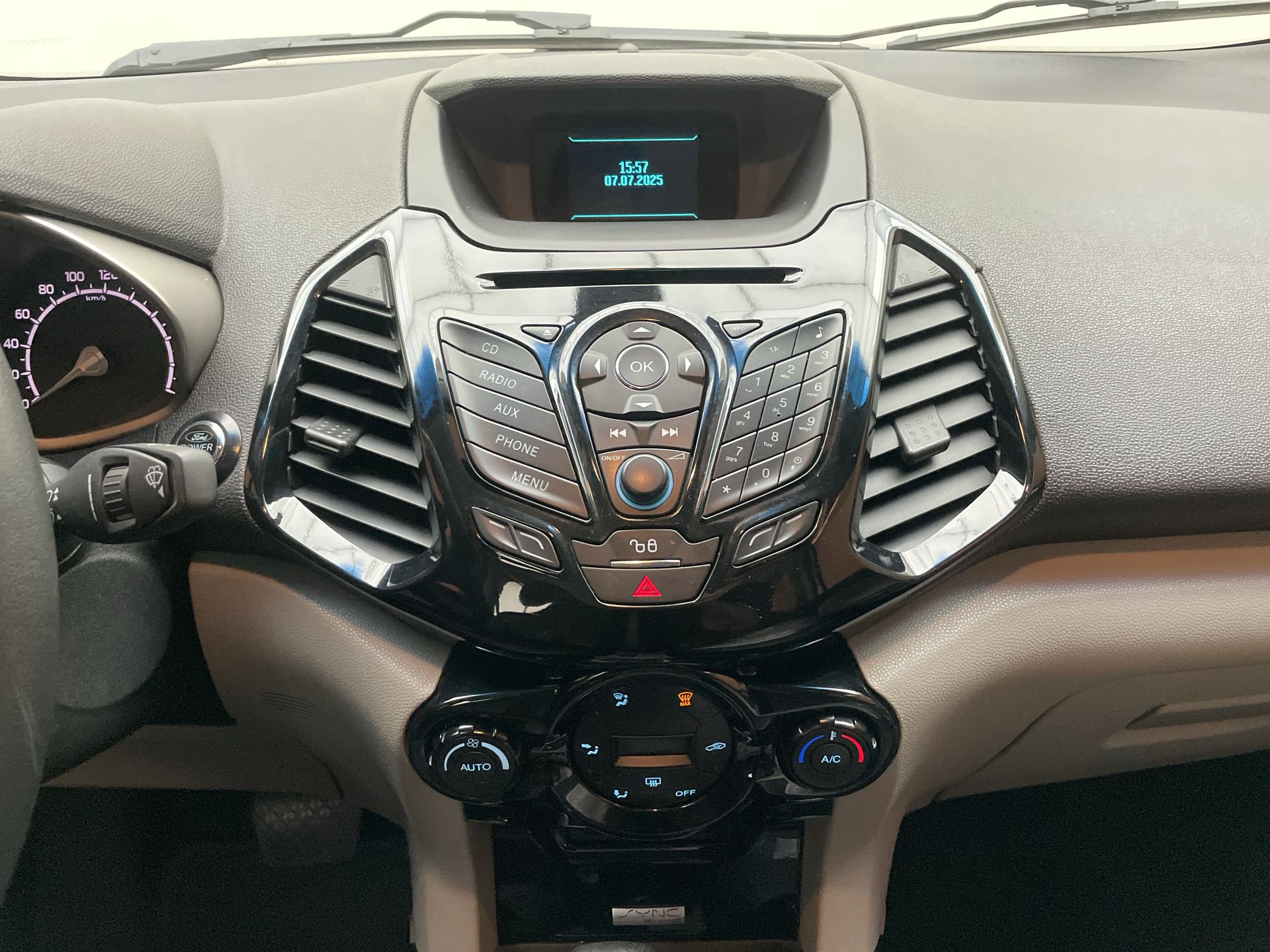 EcoSport TITANIUM 2.0 16V Flex 5p Aut.