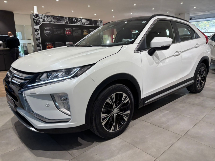 1.5 MIVEC TURBO GASOLINA HPE-S AWD CVT