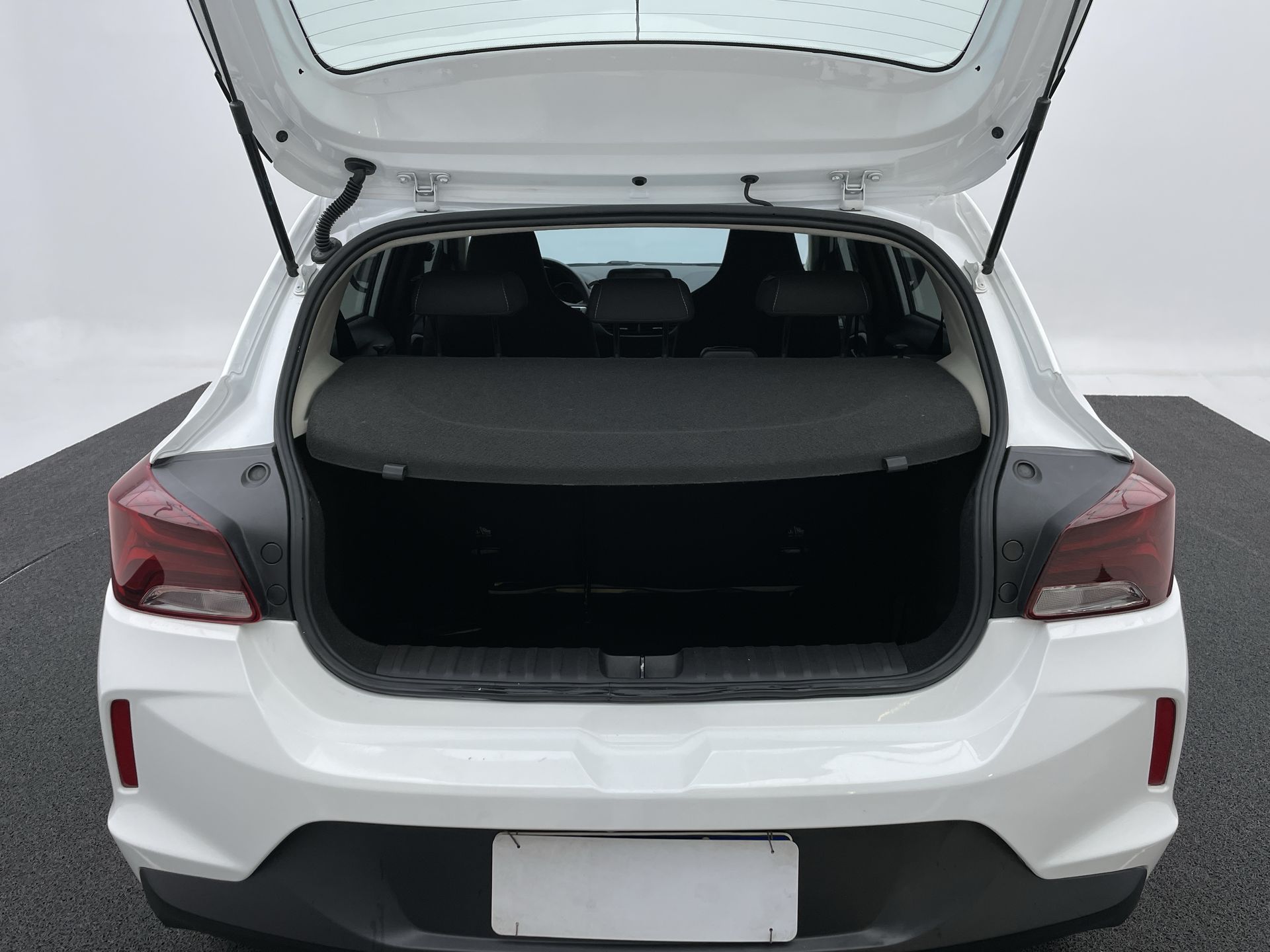 ONIX HATCH LT 1.0 12V Flex 5p Mec.