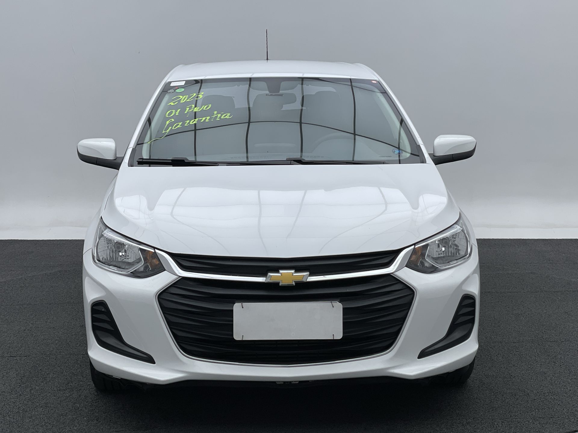 GM - Chevrolet-ONIX-ONIX HATCH LT 1.0 12V Flex 5p Mec.
