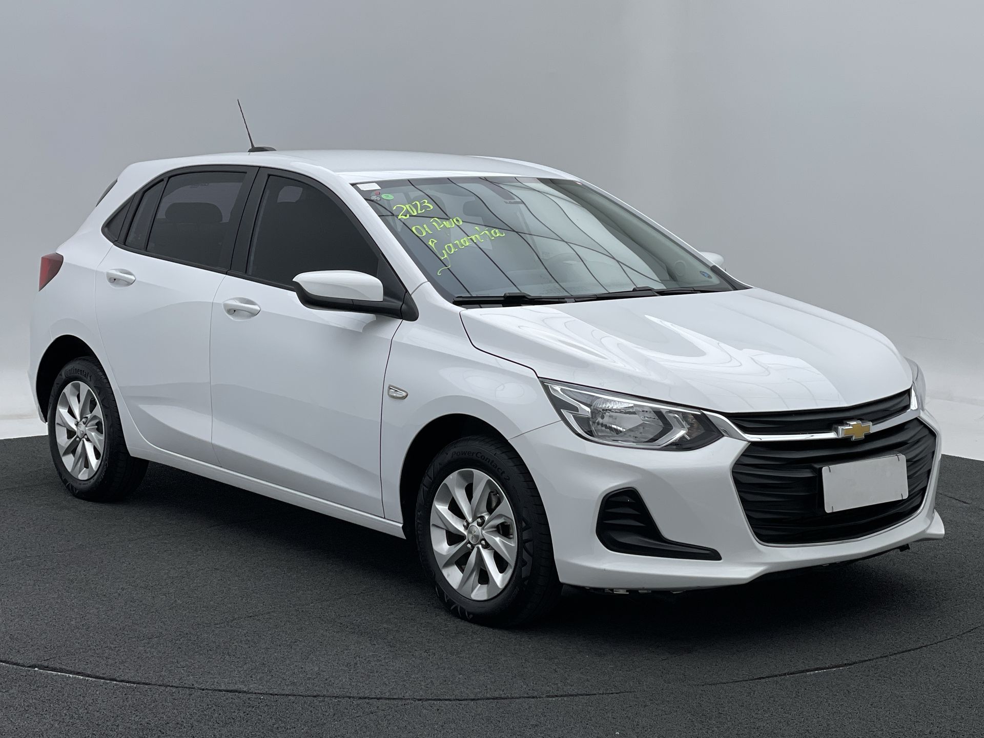 GM - Chevrolet-ONIX-ONIX HATCH LT 1.0 12V Flex 5p Mec.