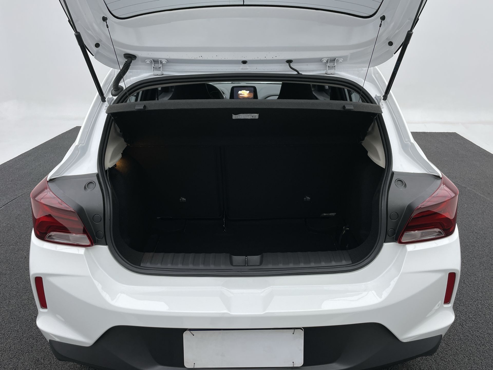 ONIX HATCH LT 1.0 12V TB Flex 5p Mec.