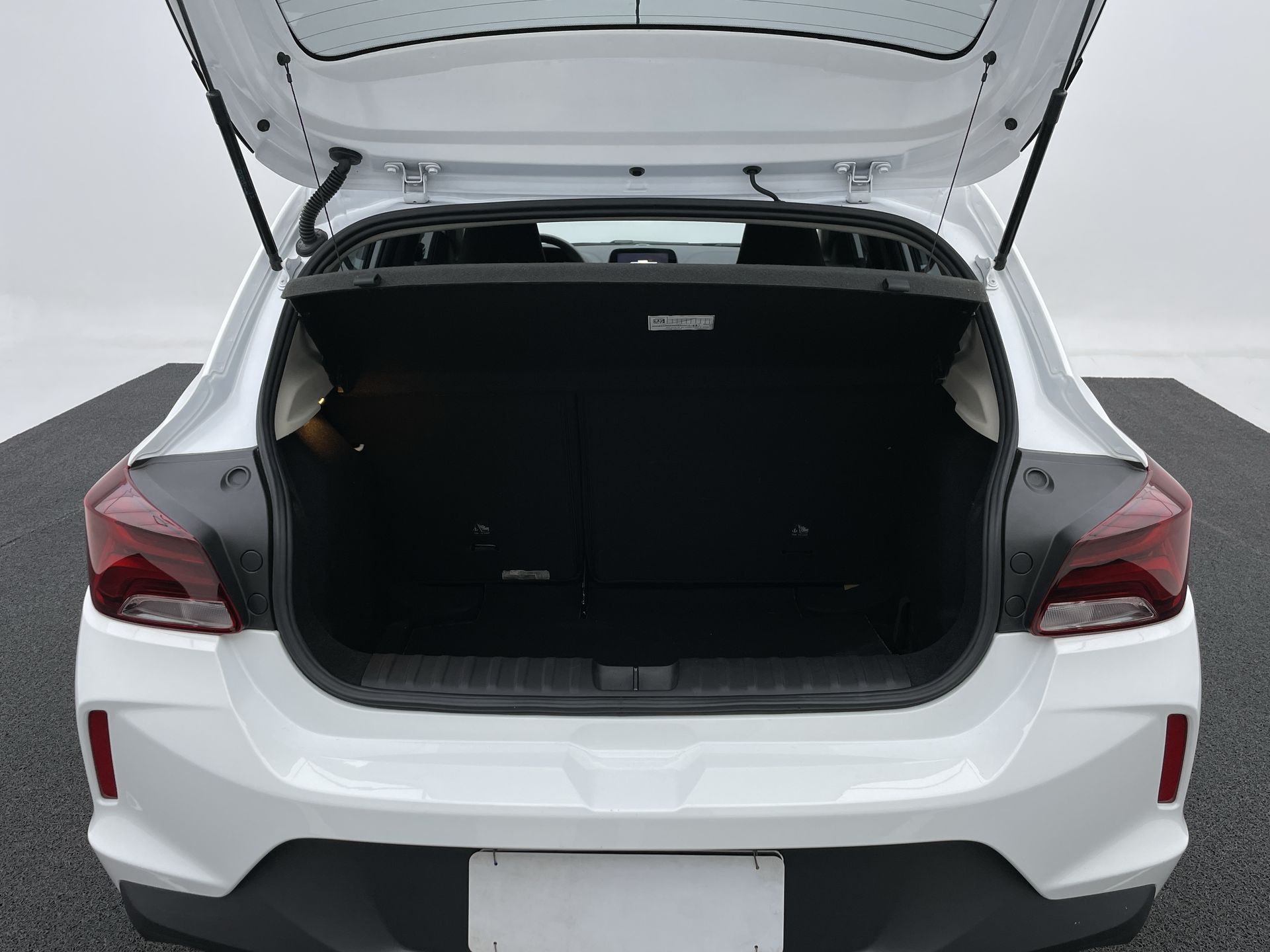 ONIX HATCH LT 1.0 12V TB Flex 5p Mec.