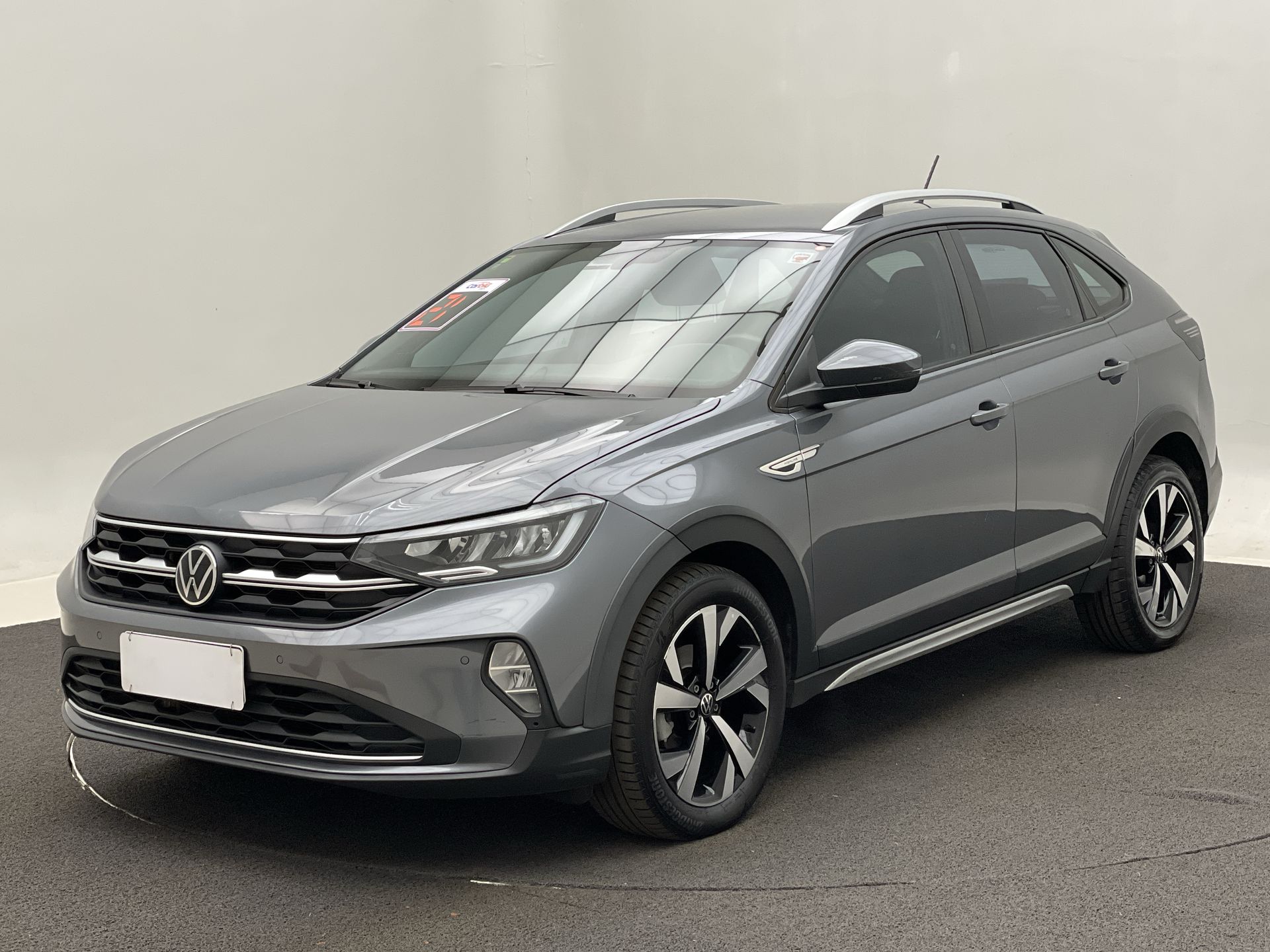 Nivus Highline 1.0 200 TSI Flex Aut.