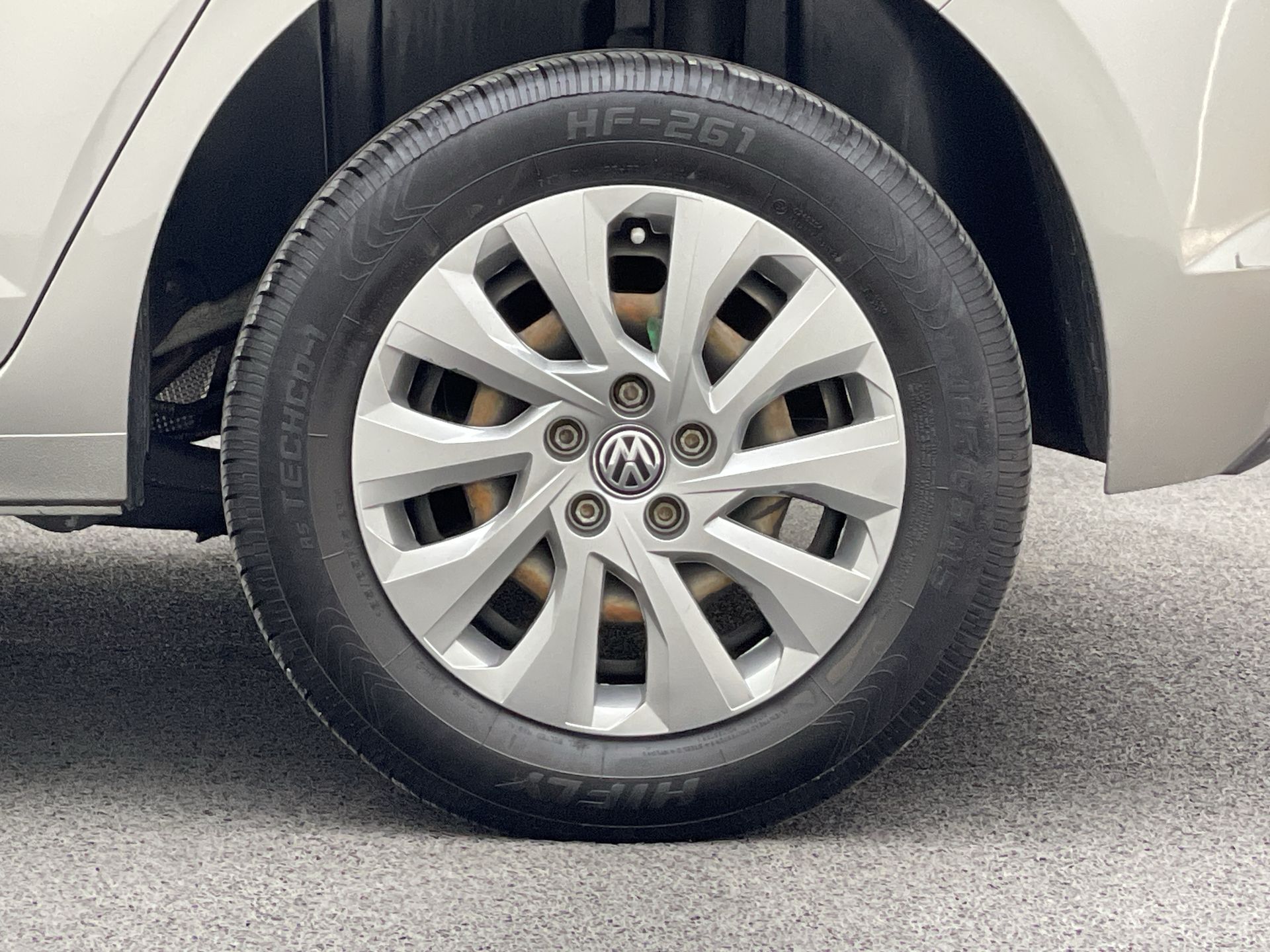 Polo 1.0 MPI Flex 12V 5p