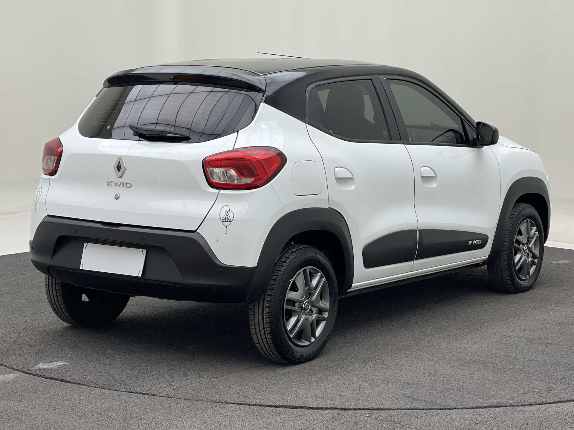 kwid intense 1.0 flex 12v 5p mec.