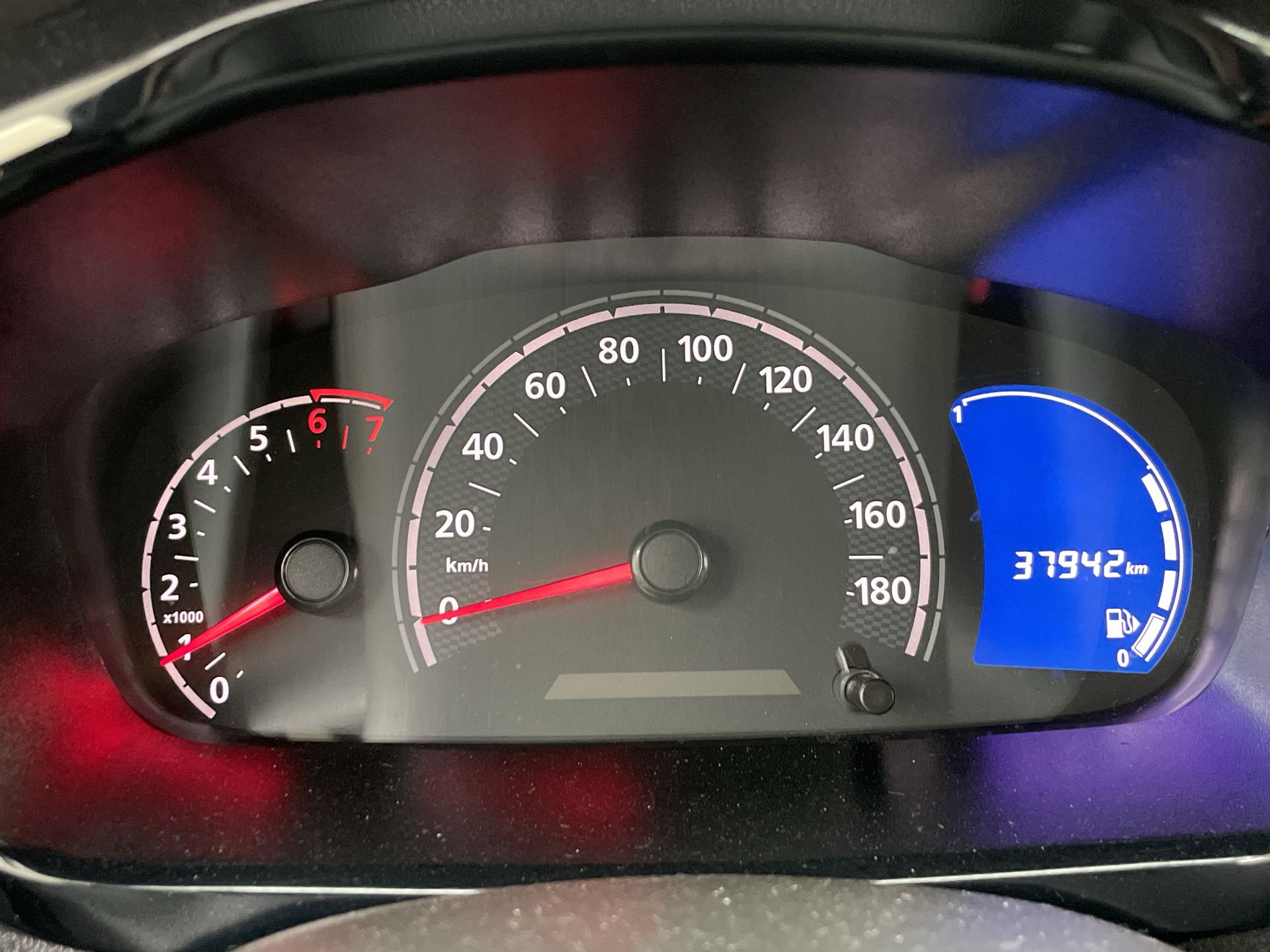 KWID Intense 1.0 Flex 12V 5p Mec.