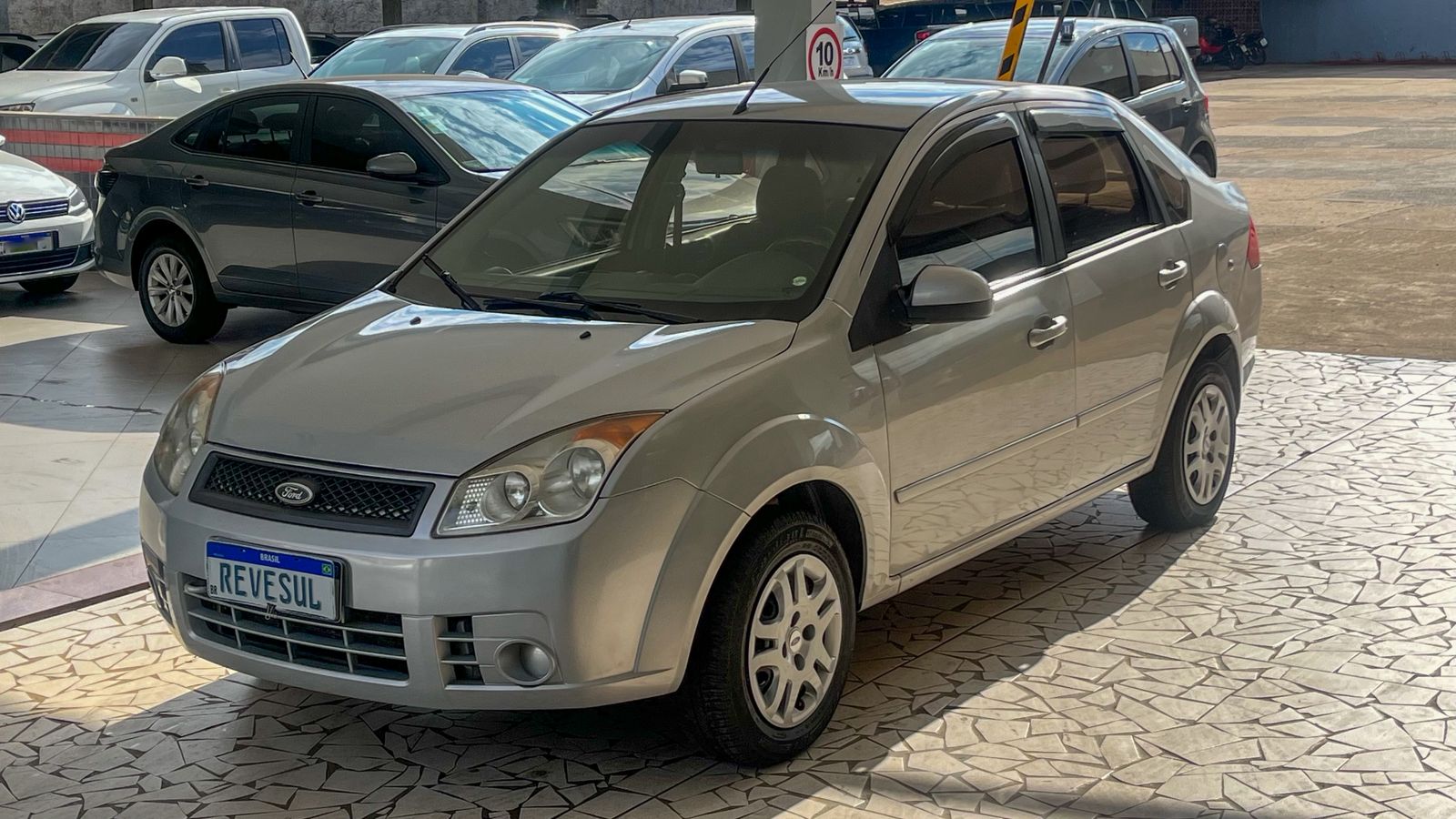 Fiesta Sedan 1.0 8V Flex 4p