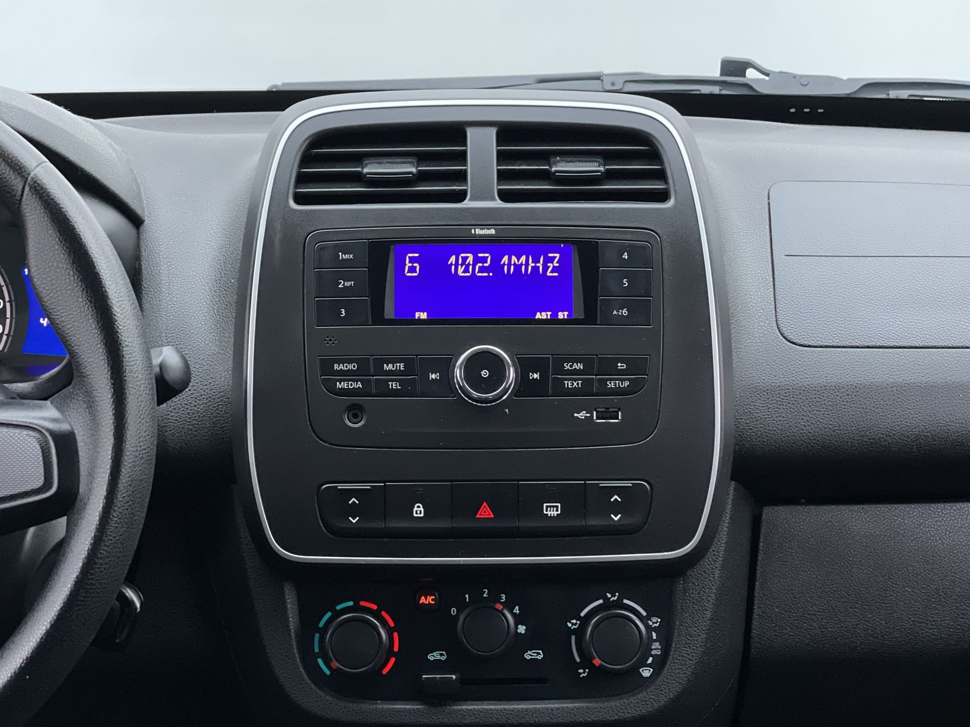 Renault-KWID-KWID Zen 1.0 Flex 12V 5p Mec.